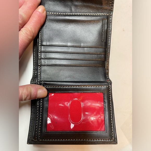 Dooney and Bourke black reptile wallet - Picture 7 of 12